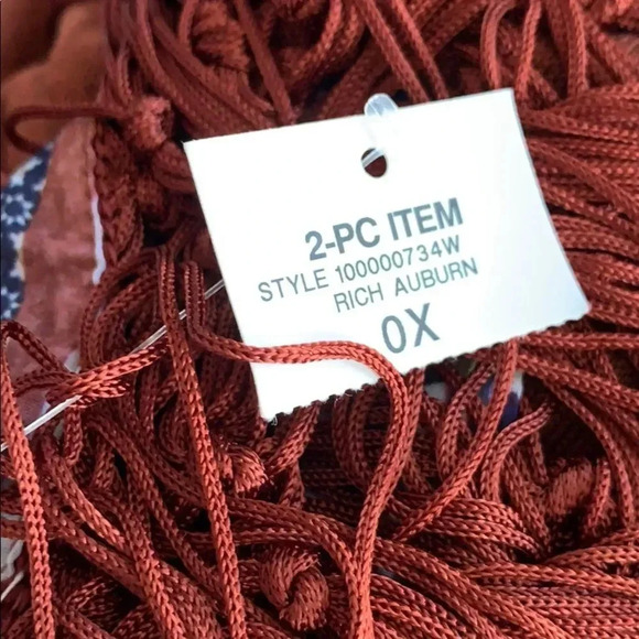 Style
& co Retro Romance top/detachable scarf top - Picture 8 of 8